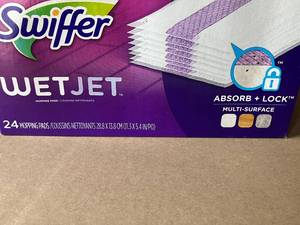 lot 114 image: Swiffer Wetjet Mopping Pads
