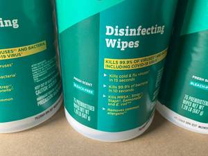 lot 89 image: Clorox Disinfecting Wipes