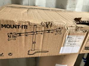 Dual Monitor Mount