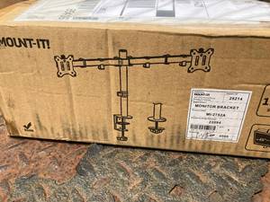 Dual Monitor Mount