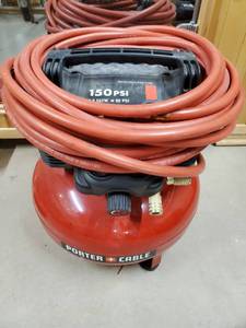 lot 240 image: Porter Cable 150-PSI Pancake Compressor