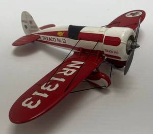 lot 2 image: Vintage Ertl ( Wings Of Texaco ) 1930 Travel Air Model R Mystery Ship  Airplane Die-Cast Bank  #5 In Series ( No Box )