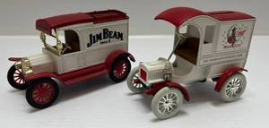 lot 32 image: Two Vintage Ertl Brand Die-Cast Misc. Liquor Brand Banks ( No Boxes ) 1 ( Jim Beam ) 1913 Model T Van 1 ( Miller High Life ) 1905 Fords First Delivery Car