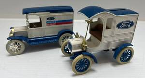 lot 61 image: Two  Ertl Collectibles Die- Cast Metal Banks (No Boxes) 1 Ford Advertisement 1917 Model T Van 1 Ford Advertisement 1905 Fords First Delivery Car