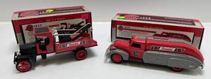 lot 85 image: Two Ertl Collectibles Die-Cast Metal Banks 1 1995 ( Coastal ) 1923 Kenworth Wrecker 1 1996 ( Coastal ) 1939 Dodge Airflow Tanker