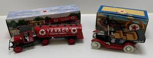 lot 91 image: Two Ertl Collectibles Die-Cast Metal Banks ( NIB ) 1 1997 ( Texaco ) Maxwell Touring Car 1 ( Texaco ) 1920 Pierce Arrow Cab With Tanker