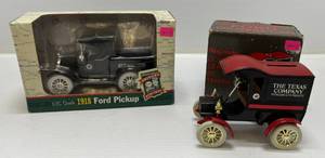 lot 95 image: Two Ertl Collectibles Die-Cast Metal Banks 1 ( Texaco ) 1918 Ford Pickup 1 ( Texaco ) 1905 Ford Delivery Car