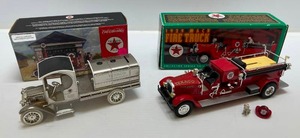 lot 100 image: Two Ertl Collectibles Die-Cast Metal Banks 1 1998 ( Texaco ) 1  ( MC) Tanker&nbsp Truck