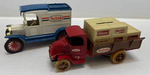 lot 120 image: Two Ertl Collectibles Die-Cast Metal Banks ( No Boxes ) 1 ( True Value ) 1913 Model T Van ( Three Flat tires ) 1 ( True Value ) 1926 Bulldog