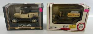 lot 131 image: Two Ertl Collectibles Die-Cast Metal Banks 1 1992 ( Fleet Farm ) 1917 Model T 1 1995 ( Fleet Farm ) 1918 Ford Runabout