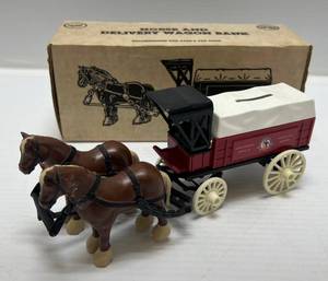lot 169 image: Ertl Collectibles Die-Cast Metal Banks 1 1991 ( Leinenkugels ) Horse Abd Delivery Wagon