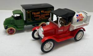 lot 210 image: Two Ertl Collectibles Die-Cast Metal Banks ( No Boxes ) 1 ( Frank Malatesta Storage Wharehouse Moving )  1926 Bulldog 1 ( Total ) 1918 Ford Model T Runabout