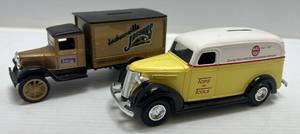 lot 223 image: Two Ertl Collectibles Die-Cast Metal Banks ( No Boxes ) 1 ( Mac Tools ) 1938 Chevy Delivery Van 1 1993 ( Jacksonville Jaguars ) 1931 Hawkeye Delivery Truck