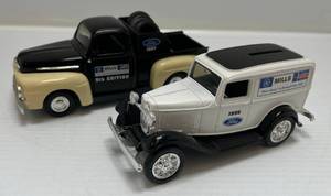 lot 233 image: Two Ertl Collectibles Die-Cast Metal Banks ( No Boxes ) 1 ( Mills ) 5th Edition 1951 Ford Pickup Truck  1 ( Mills ) 1932 Ford Delivery Van