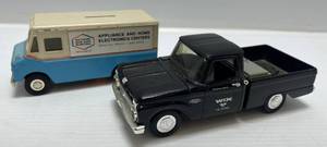 lot 240 image: Two Ertl Collectibles Die-Cast Metal Banks ( No Boxes ) 1 ( Balimore Gas And Electric ) Grumann Olson Kurbmaster 1 ( WIX Filters ) Series #5 Limited Edition