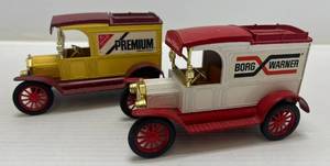 lot 252 image: Two Ertl Collectibles Die-Cast Metal Banks ( No Boxes ) 1 (  Nabisco Premium Saltine Crackers) ( One Tire Damaged ) 1913 Ford Model T Van 1 ( Borg Warner ) 1913 Ford Model T Van