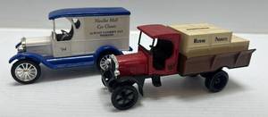 lot 259 image: Two Ertl Collectibles Die-Cast Metal Banks ( No Boxes ) 1 ( Nicollet Mall Car Classic ) 1923 Chevrolet Van 1 ( Watkins Products ) Kenworth