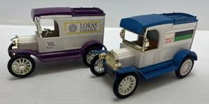lot 264 image: Two Ertl Collectibles Die-Cast Metal Banks ( No Boxes ) 1 ( Loras College )  1917 Ford Model T Van 1 (  Deutz Allis ) 1913 Model T Van