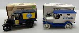 lot 301 image: Two 1991 Ertl Collectibles Die-Cast Metal Banks 1 ( Farmstead ) 12 Ton Truck 1 ( Chevrolet ) 1923 12 Ton Truck