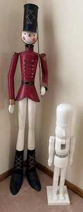 lot 16 image: Fantastic Pair of Decorative Nutcrackers