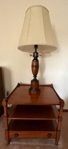 lot 23 image: Wonderful Side Table and Lamp Combo
