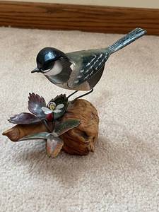 lot 28 image: Vintage Brumm Metal Bird Decoration 4