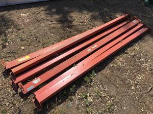 lot 9 image: 6 Steel-King Pallet Racking Rails