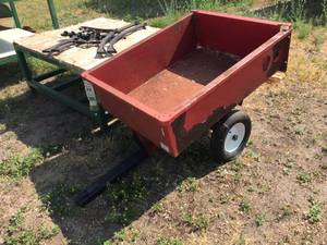 lot 22 image: SteelTilt Lawn Cart