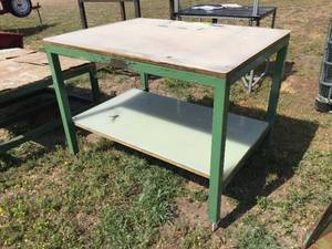 lot 24 image: Heavy Duty TableWork Station