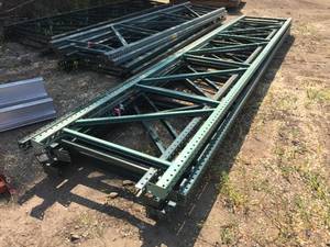lot 8 image: 6 Pallet Racking End Pieces 42 x 20 Ft