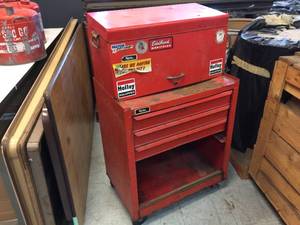 lot 105 image: Rolling Tool Cabinet - TopBottom