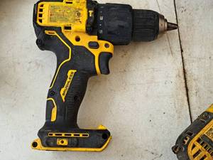 lot 1010 image: DeWalt 20V Drill Driver