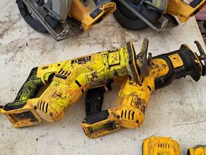 lot 1015 image: Lot of (2) DeWalt Cordless Reciprocating Saws (for parts)