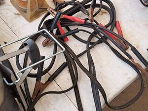 lot 1025 image: Lot of (2) Jumper Cables