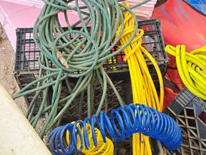 lot 1049 image: Lot of (4) Air Hoses