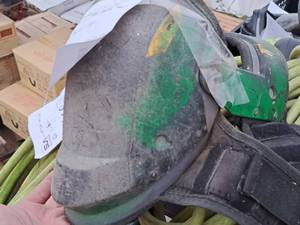 lot 1035 image: Lot of (1 Pair) Knee Pads