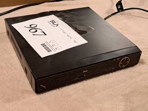 lot 967 image: 15W DVD Player SDVD6670