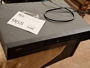 lot 968 image: Denon 10W DVD Player DVD-1720