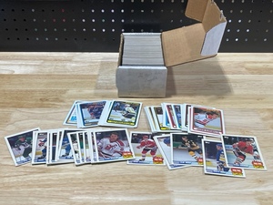 Topps Hockey Trading Cards