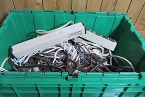 lot 9 image: Mix Of Power Cords and Power Strips