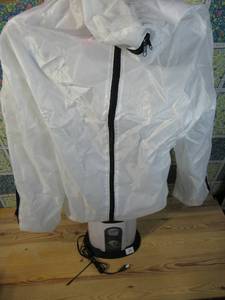 lot 17 image: Electric Iron Dryer Inventures International 120 Volt Shirt Butler Cold & Hot