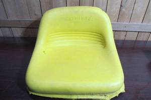 lot 66 image: John Deere Lawn Mower Replacement Seat