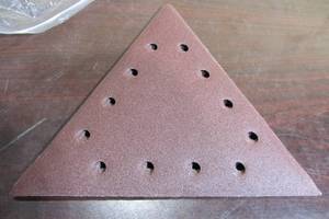 lot 79 image: Triangular P120 Sandpaper Sheets (Qty 9)