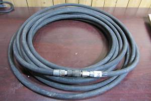 lot 84 image: 34 Air Hose (Approx 50 Feet)