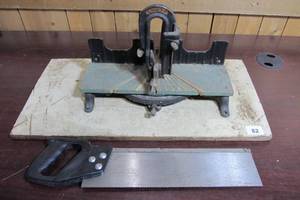 lot 82 image: Stanley No 150 Mitre Saw - Vintage Tool