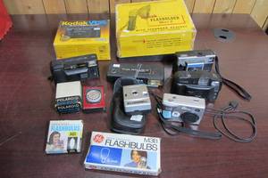 lot 102 image: Lot Of Seven Vintage Cameras Plus Accessories