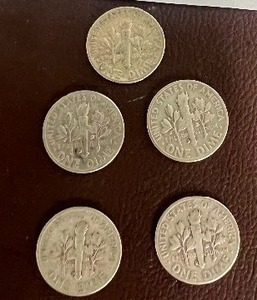 LOT OF 5 SILVER ROOSEVELT DIMES FROM THE 1950S