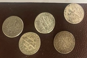 LOT OF 5 SILVER ROOSEVELT DIMES FROM THE 1960S