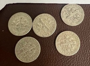 LOT OF 5 SILVER ROOSEVELT DIMES FROM THE 1950S