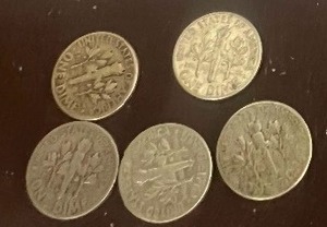 LOT OF 5 SILVER ROOSEVELT DIMES FROM THE 1950S